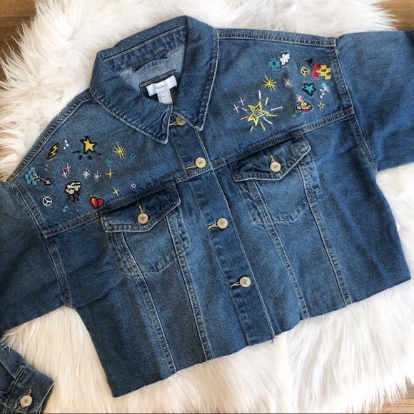 Embroidered cropped denim jacket, brand new. - Picture 2 of 11